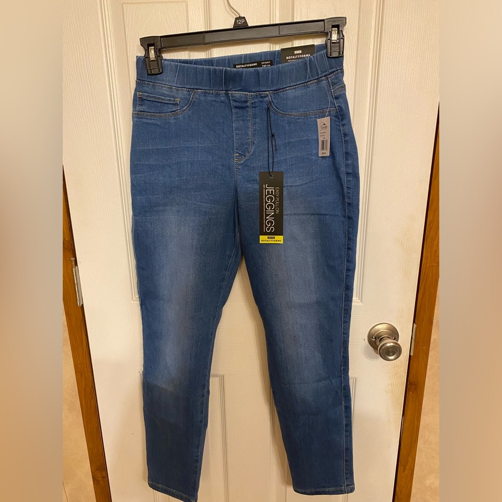 Royaltforme Skinny High Rise Skinny Jeans Petite Size Medium